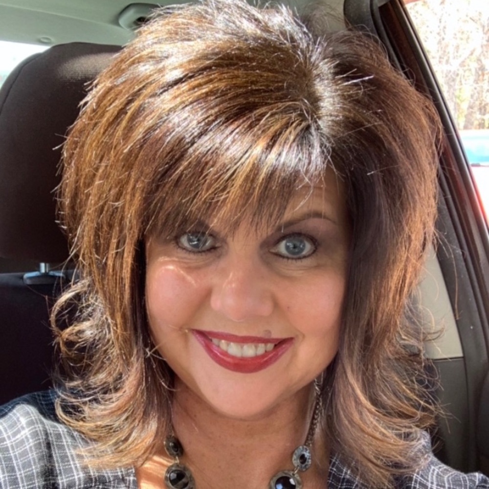 Meet your Posher, Janet